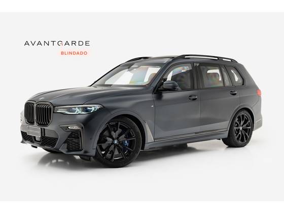 BMW X7 4.4 V8 GASOLINA M50i DARK SHADOW EDITION STEPTRONIC BMW X7 4.4 V8 GASOLINA M50i DARK SHADOW EDITION STEPTRONIC
